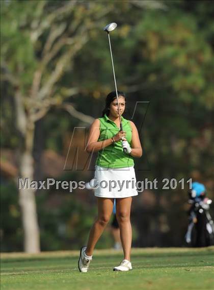 Thumbnail 3 in NCHSAA 4A Championships (Day 1) photogallery.