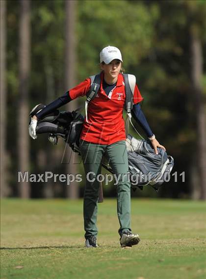 Thumbnail 1 in NCHSAA 4A Championships (Day 1) photogallery.