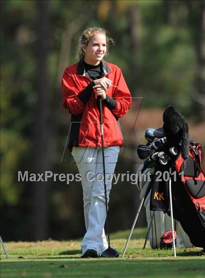 Thumbnail 1 in NCHSAA 4A Championships (Day 1) photogallery.