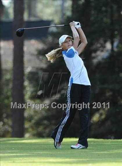 Thumbnail 3 in NCHSAA 4A Championships (Day 1) photogallery.