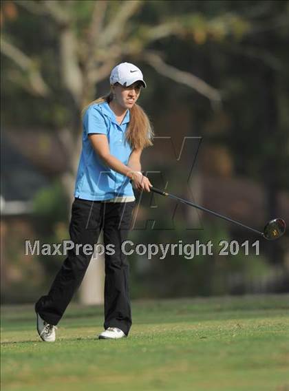 Thumbnail 3 in NCHSAA 4A Championships (Day 1) photogallery.