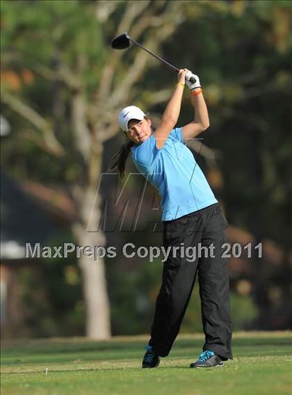 Thumbnail 2 in NCHSAA 4A Championships (Day 1) photogallery.