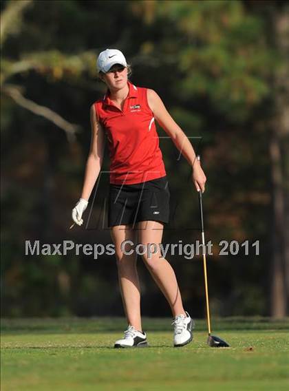 Thumbnail 3 in NCHSAA 4A Championships (Day 1) photogallery.
