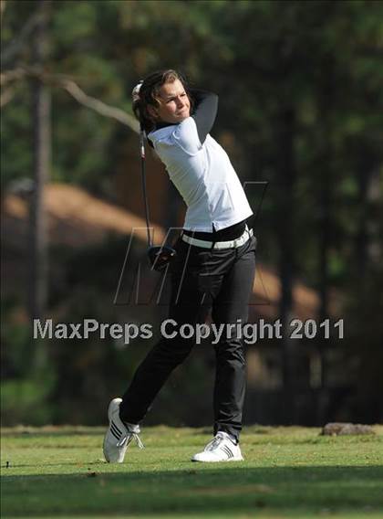 Thumbnail 1 in NCHSAA 4A Championships (Day 1) photogallery.