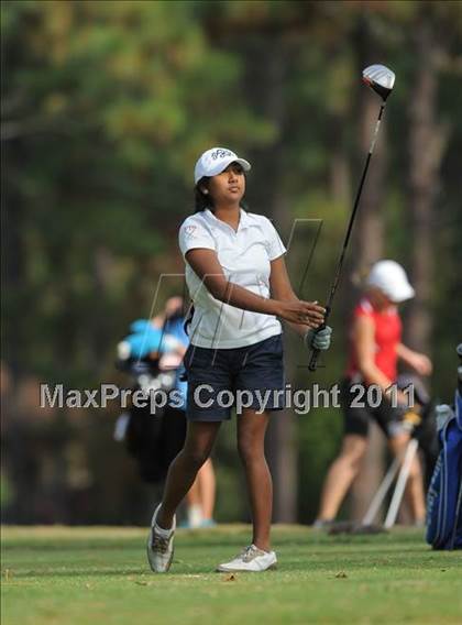 Thumbnail 3 in NCHSAA 4A Championships (Day 1) photogallery.
