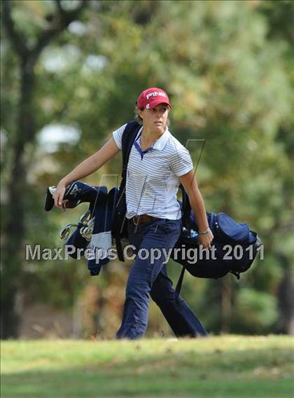 Thumbnail 2 in NCHSAA 4A Championships (Day 1) photogallery.