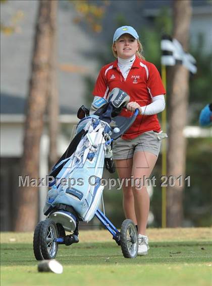 Thumbnail 1 in NCHSAA 4A Championships (Day 1) photogallery.