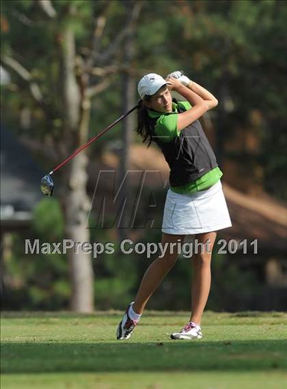 Thumbnail 1 in NCHSAA 4A Championships (Day 1) photogallery.