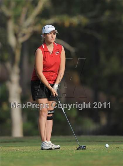 Thumbnail 1 in NCHSAA 4A Championships (Day 1) photogallery.