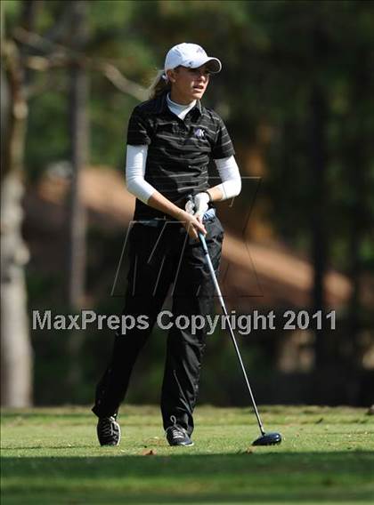 Thumbnail 1 in NCHSAA 4A Championships (Day 1) photogallery.