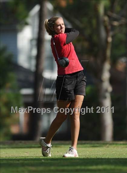 Thumbnail 1 in NCHSAA 4A Championships (Day 1) photogallery.