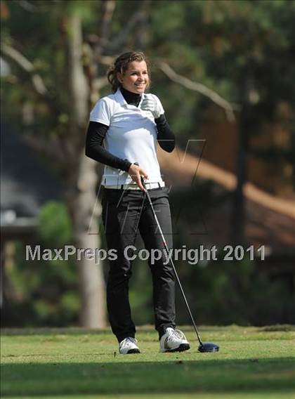 Thumbnail 1 in NCHSAA 4A Championships (Day 1) photogallery.