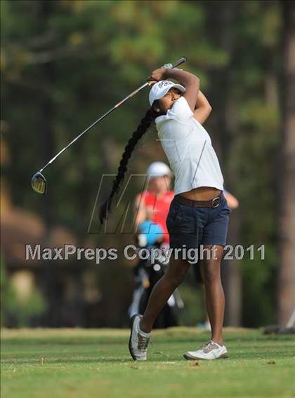 Thumbnail 2 in NCHSAA 4A Championships (Day 1) photogallery.