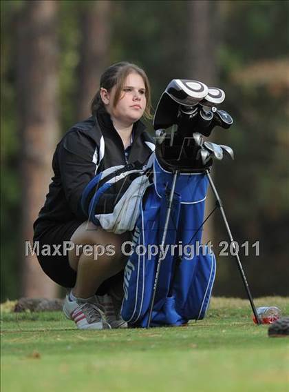 Thumbnail 3 in NCHSAA 4A Championships (Day 1) photogallery.