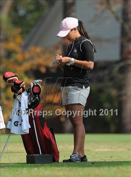 Thumbnail 2 in NCHSAA 4A Championships (Day 1) photogallery.