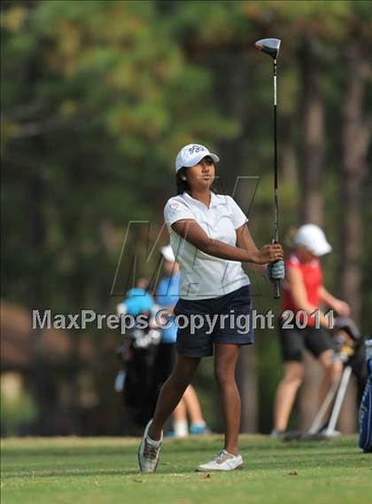 Thumbnail 2 in NCHSAA 4A Championships (Day 1) photogallery.
