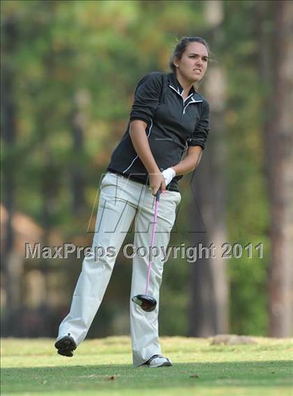 Thumbnail 2 in NCHSAA 4A Championships (Day 1) photogallery.