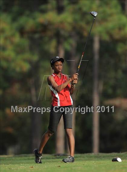 Thumbnail 1 in NCHSAA 4A Championships (Day 1) photogallery.