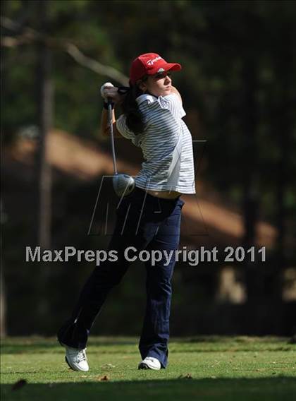 Thumbnail 1 in NCHSAA 4A Championships (Day 1) photogallery.