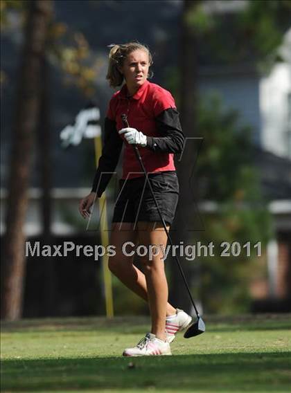 Thumbnail 1 in NCHSAA 4A Championships (Day 1) photogallery.