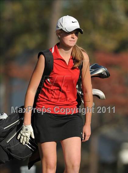 Thumbnail 2 in NCHSAA 4A Championships (Day 1) photogallery.