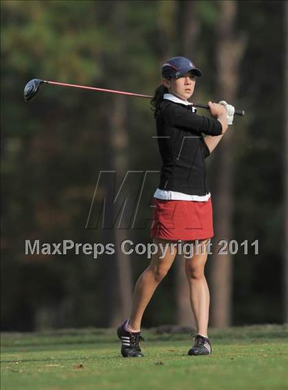Thumbnail 2 in NCHSAA 4A Championships (Day 1) photogallery.