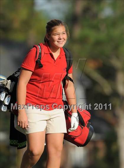 Thumbnail 2 in NCHSAA 4A Championships (Day 1) photogallery.