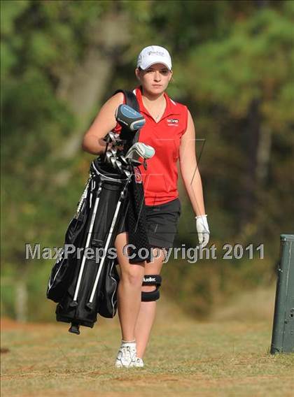 Thumbnail 2 in NCHSAA 4A Championships (Day 1) photogallery.