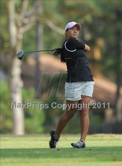 Thumbnail 2 in NCHSAA 4A Championships (Day 1) photogallery.