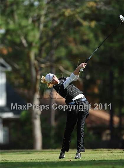 Thumbnail 2 in NCHSAA 4A Championships (Day 1) photogallery.