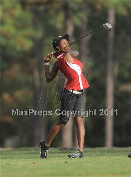 Thumbnail 2 in NCHSAA 4A Championships (Day 1) photogallery.