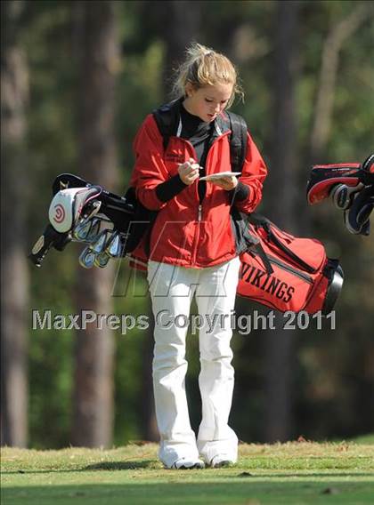 Thumbnail 3 in NCHSAA 4A Championships (Day 1) photogallery.
