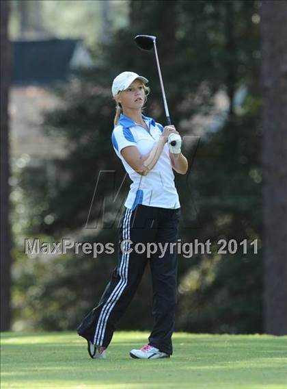 Thumbnail 2 in NCHSAA 4A Championships (Day 1) photogallery.