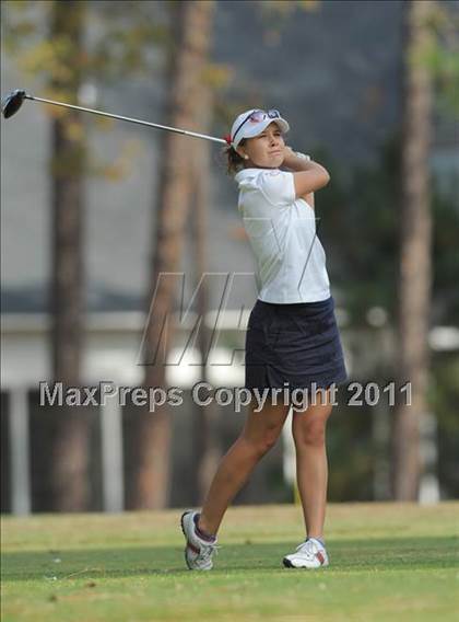 Thumbnail 1 in NCHSAA 4A Championships (Day 1) photogallery.