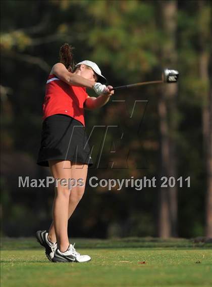 Thumbnail 3 in NCHSAA 4A Championships (Day 1) photogallery.