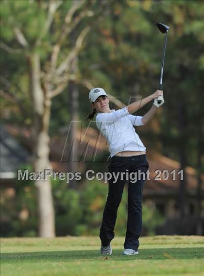 Thumbnail 3 in NCHSAA 4A Championships (Day 1) photogallery.