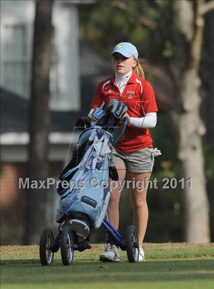 Thumbnail 2 in NCHSAA 4A Championships (Day 1) photogallery.