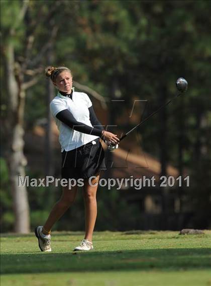 Thumbnail 2 in NCHSAA 4A Championships (Day 1) photogallery.