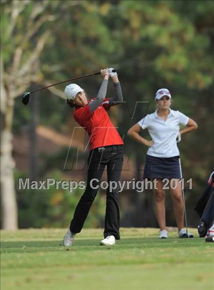 Thumbnail 2 in NCHSAA 4A Championships (Day 1) photogallery.