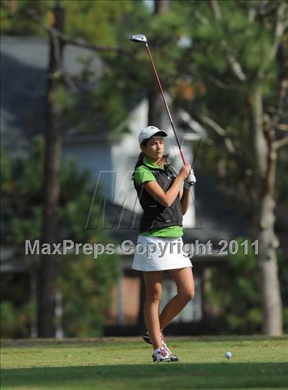Thumbnail 1 in NCHSAA 4A Championships (Day 1) photogallery.