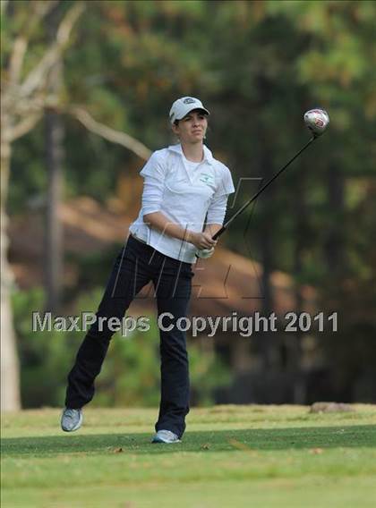 Thumbnail 1 in NCHSAA 4A Championships (Day 1) photogallery.