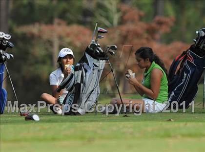 Thumbnail 2 in NCHSAA 4A Championships (Day 1) photogallery.