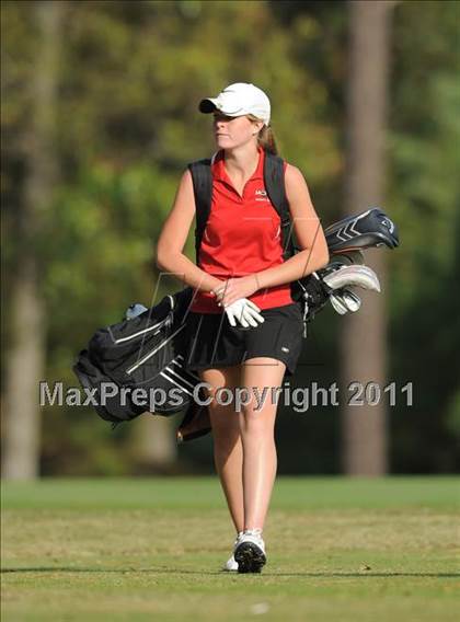 Thumbnail 3 in NCHSAA 4A Championships (Day 1) photogallery.