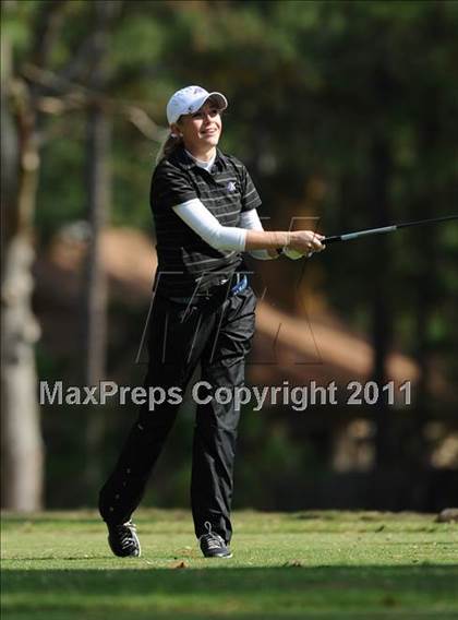 Thumbnail 3 in NCHSAA 4A Championships (Day 1) photogallery.