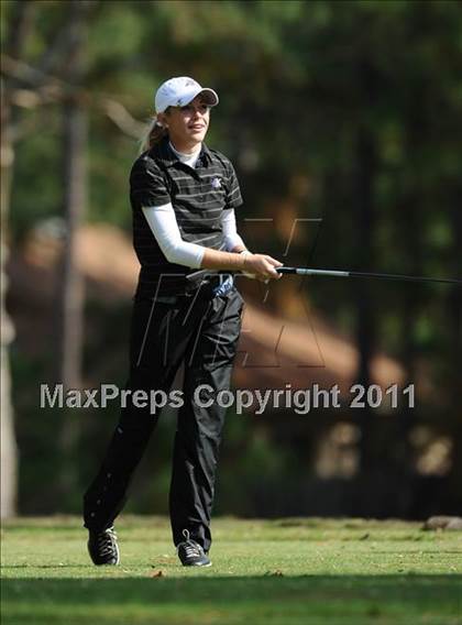 Thumbnail 2 in NCHSAA 4A Championships (Day 1) photogallery.