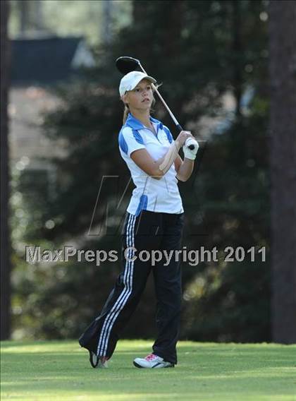 Thumbnail 3 in NCHSAA 4A Championships (Day 1) photogallery.