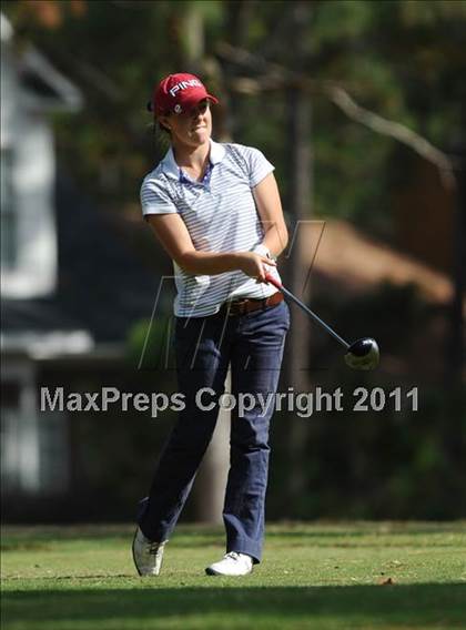 Thumbnail 1 in NCHSAA 4A Championships (Day 1) photogallery.