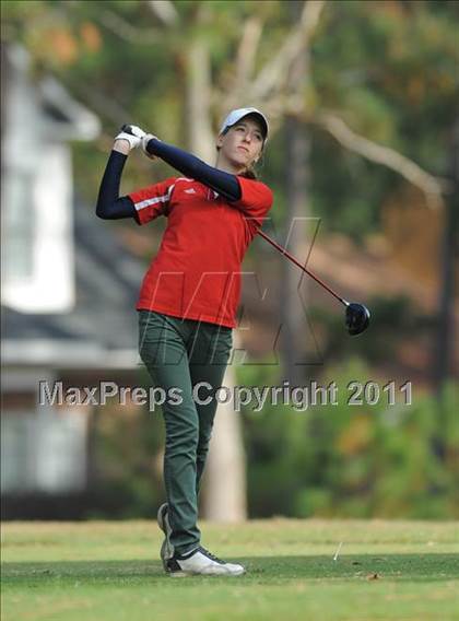Thumbnail 1 in NCHSAA 4A Championships (Day 1) photogallery.
