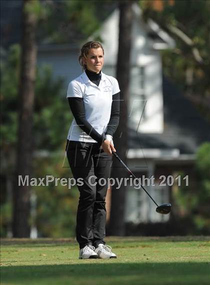 Thumbnail 2 in NCHSAA 4A Championships (Day 1) photogallery.