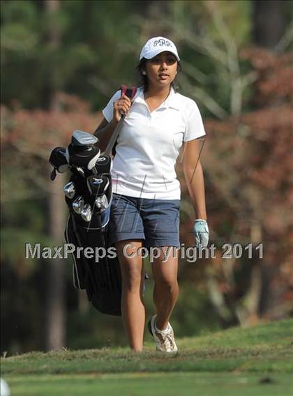 Thumbnail 3 in NCHSAA 4A Championships (Day 1) photogallery.